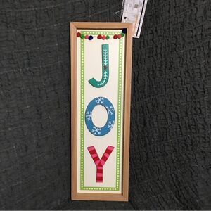 NWT "JOY" Word Christmas  Wall Decor